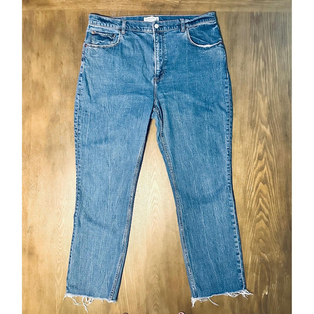 Abercrombie Fitch The 90s Slim Straight Ultra High Rise Jean Women's Size 34 18R